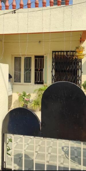 Sadhu Vaswani Road, Rajkot, Gujarat - LockMyKey