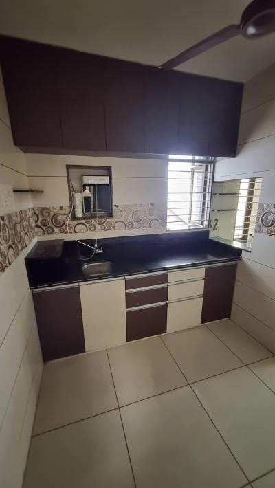 Millpara, Rajkot, Gujarat - LockMyKey
