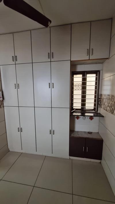 Millpara, Rajkot, Gujarat - LockMyKey