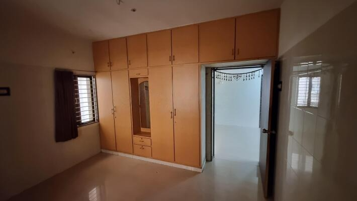 Millpara, Rajkot, Gujarat - LockMyKey