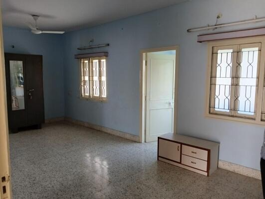 Ajanta Complex, Indira Circle, Rajkot, Gujarat - LockMyKey
