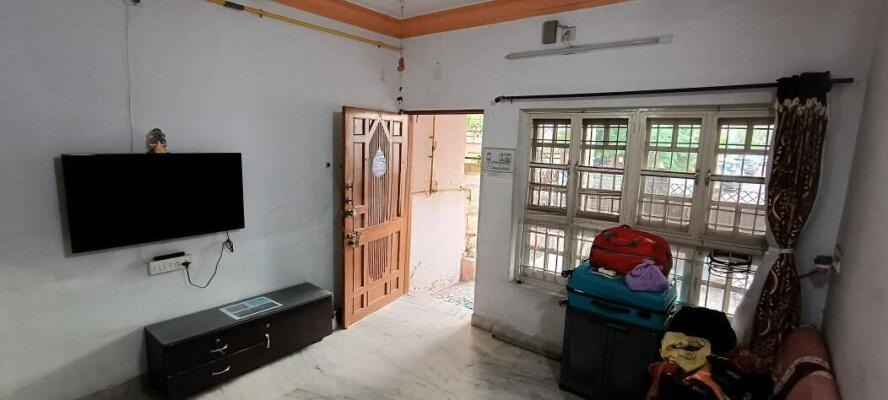 Radhanagar, Laxmi Nagar, Rajkot, Gujarat - LockMyKey
