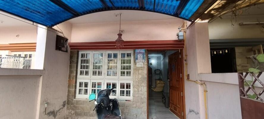 Radhanagar, Laxmi Nagar, Rajkot, Gujarat - LockMyKey