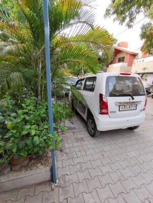 Saurashtra University Campus, Rajkot, Gujarat - LockMyKey