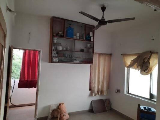 Janakpuri Shopping Centre , University Road, Rajkot, Gujarat - LockMyKey