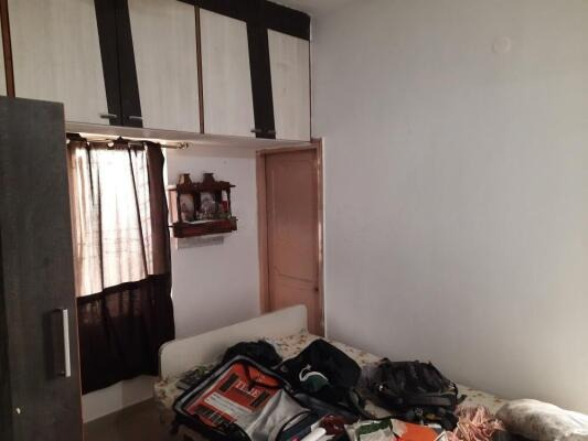 Janakpuri Shopping Centre , University Road, Rajkot, Gujarat - LockMyKey