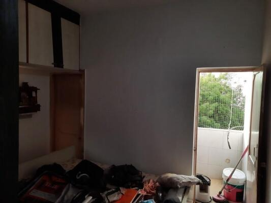 Janakpuri Shopping Centre , University Road, Rajkot, Gujarat - LockMyKey