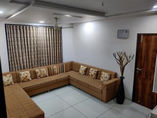 ravi ratna , University Road, Rajkot, Gujarat - LockMyKey