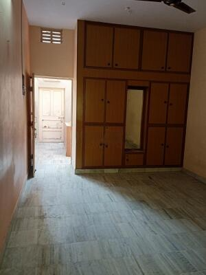 Junction Plot, Rajkot, Gujarat - LockMyKey