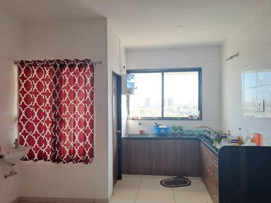 Shubham Apartment, Jamnagar Road b/h Suryakant Hotel Rajkot, Rajkot, Gujarat - LockMyKey