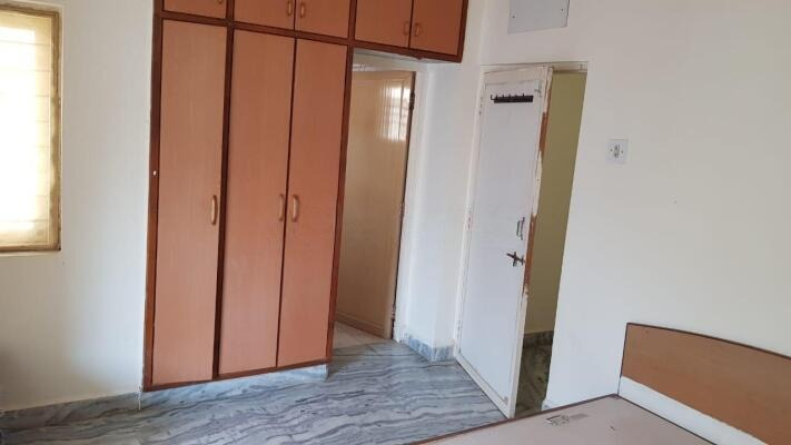 Pushkardham Apartment, Aalap Avenue, Rajkot, Gujarat - LockMyKey