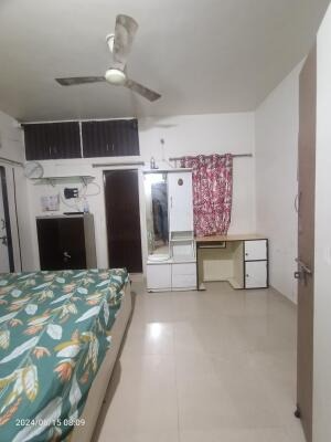 Radha Residency-2, Ayodhya chowk, 150Ft Ring Road, B/h Gokul Mathura appt, Rajkot, Gujarat - LockMyKey
