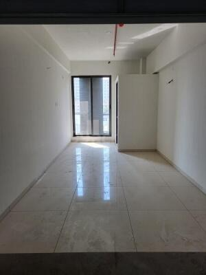 Umiya Sky Mall, Gondal Road, Rajkot, Gujarat - LockMyKey