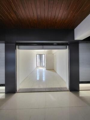 Umiya Sky Mall, Gondal Road, Rajkot, Gujarat - LockMyKey