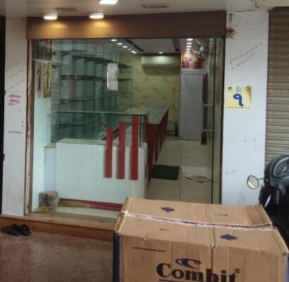 SIDDHIVINAYAK COMPLEX, Yagnik Road, Rajkot, Gujarat - LockMyKey