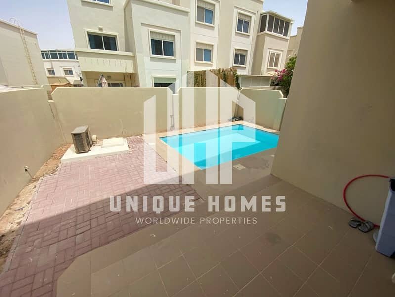 Al Reef Villas