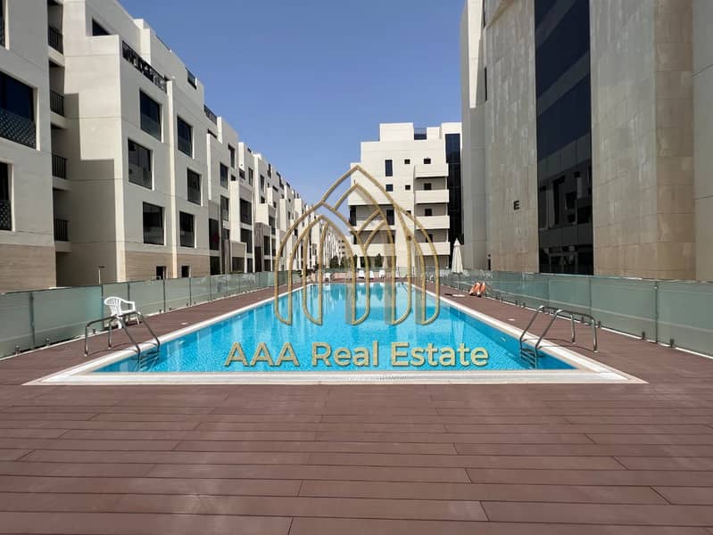 Janayen Avenue