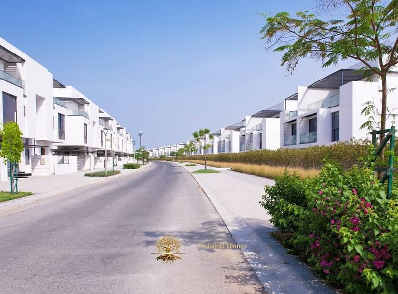 Sharjah | LockMyKey
