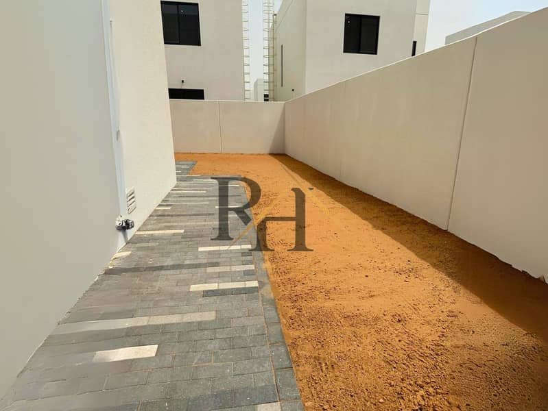 Abu Dhabi | LockMyKey