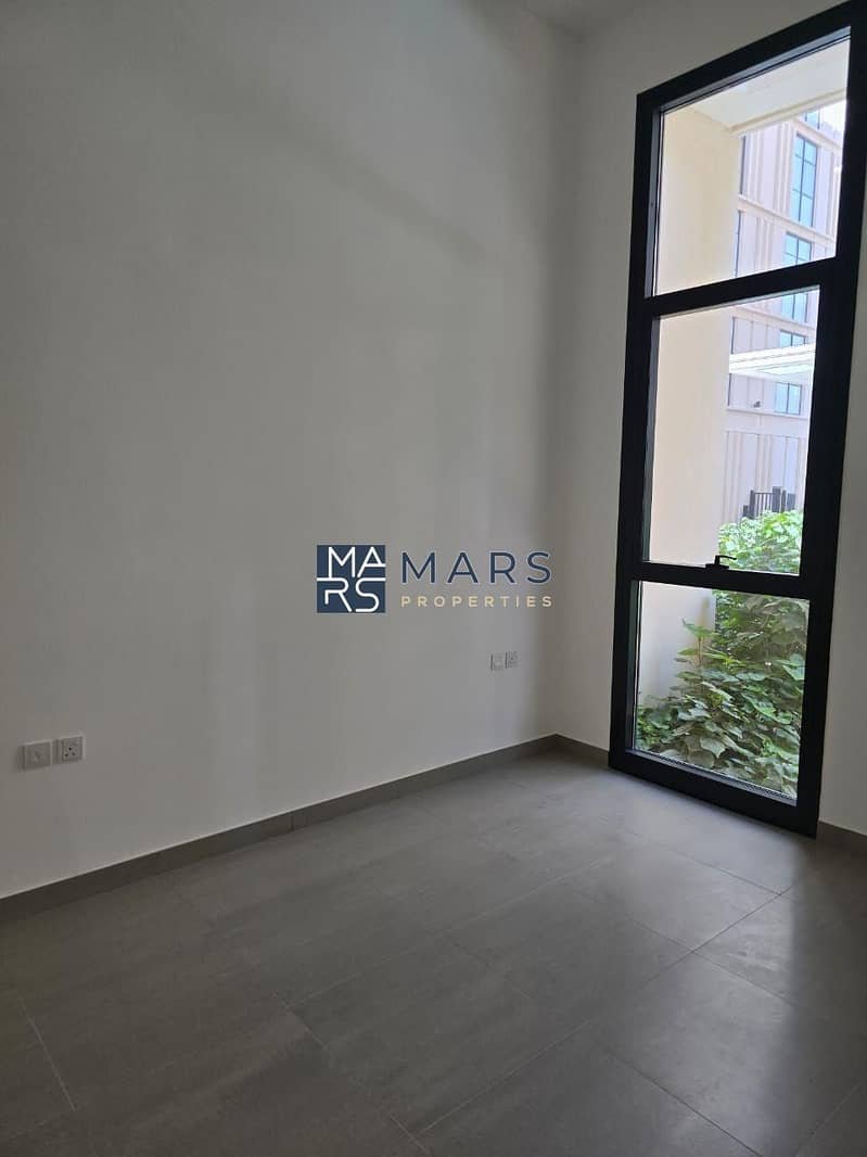 Sharjah | LockMyKey