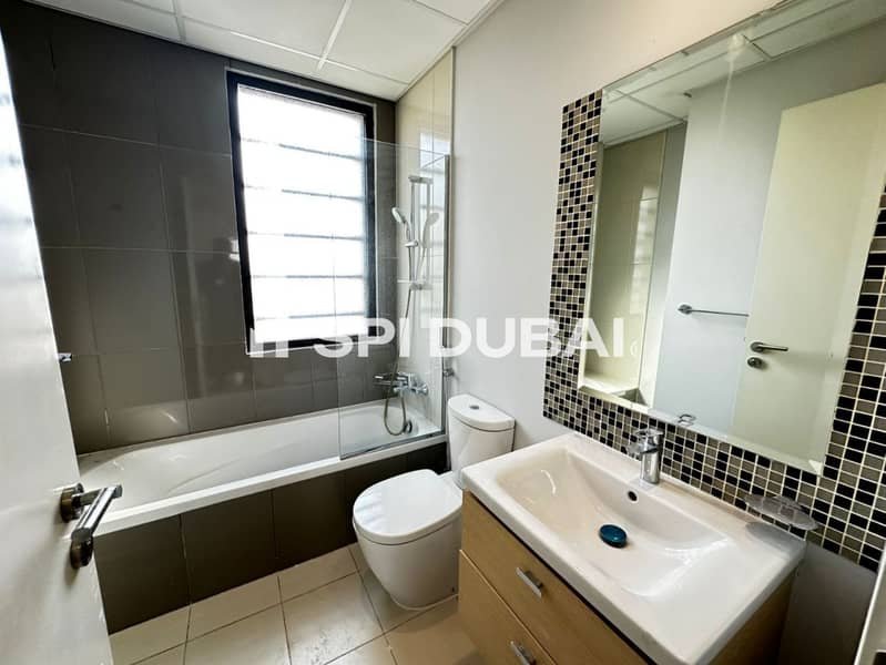 Dubai | LockMyKey