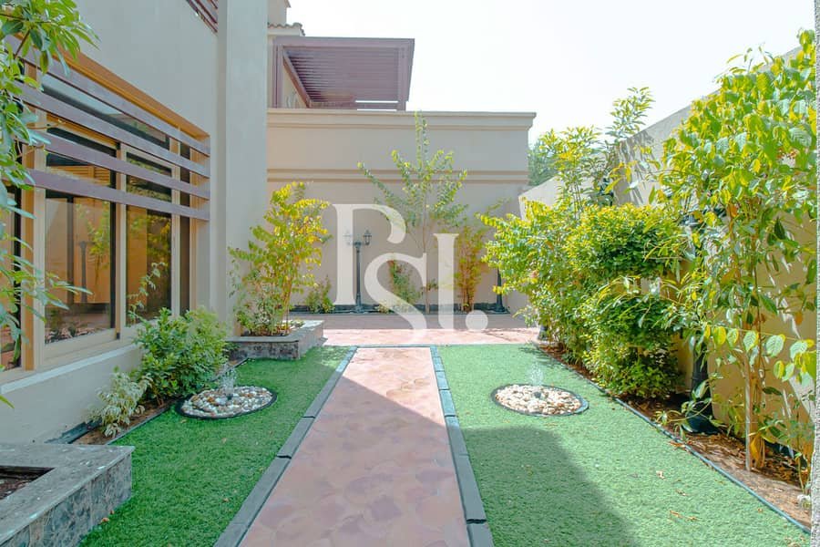 Golf Gardens
