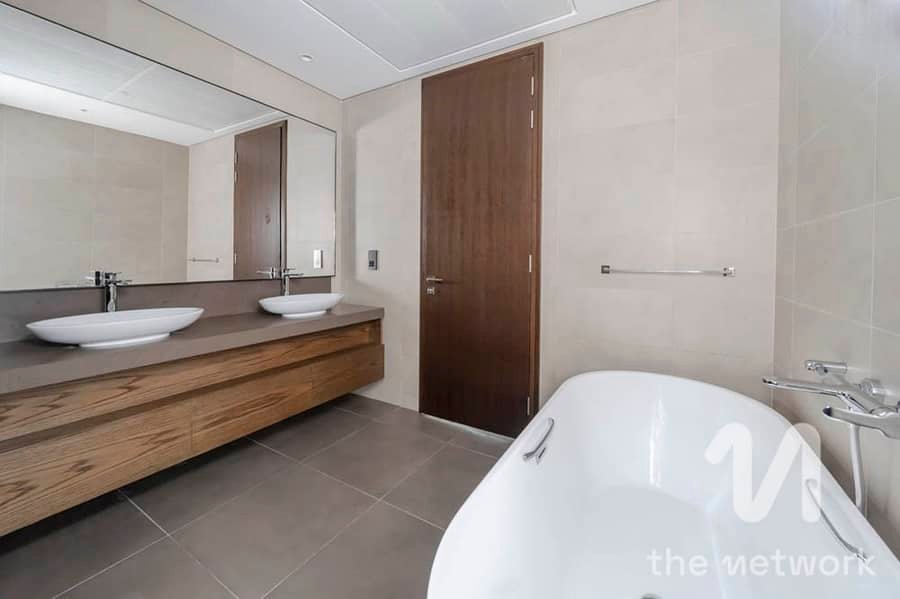 Jumeirah Living Marina Gate