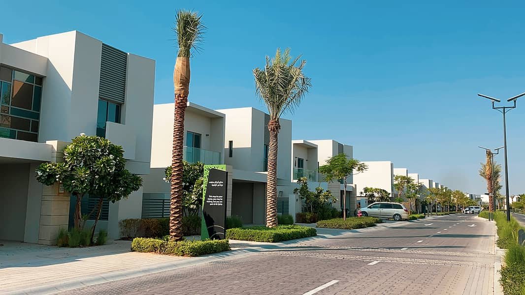Sharjah | LockMyKey