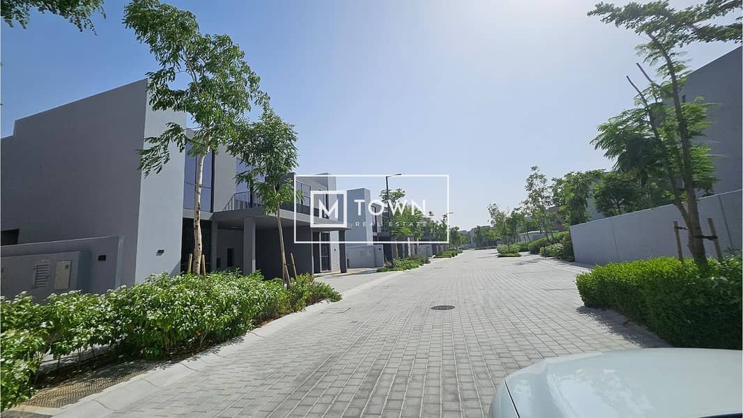 Sharjah | LockMyKey